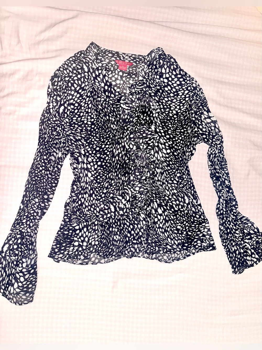 Sunny Leigh Black & White Ruffle-Front Printed Blouse, buttons open up